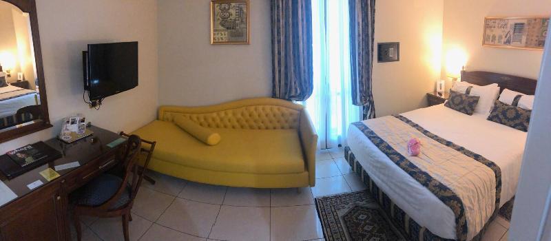 Hotel Savoia 3*