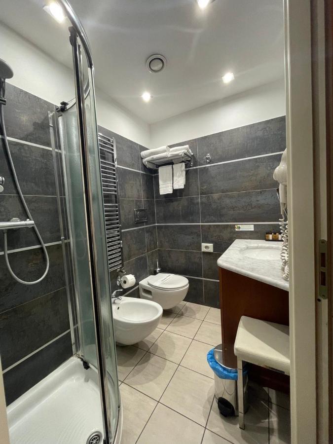 Savoia 3* Torino